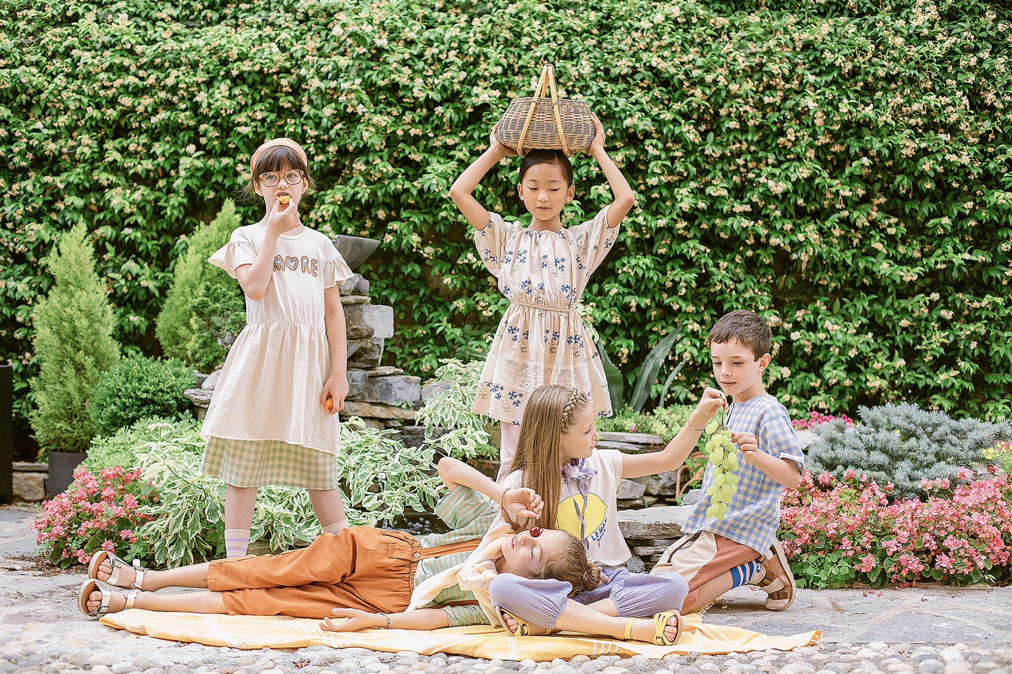 WANDER AND WONDER24 copia