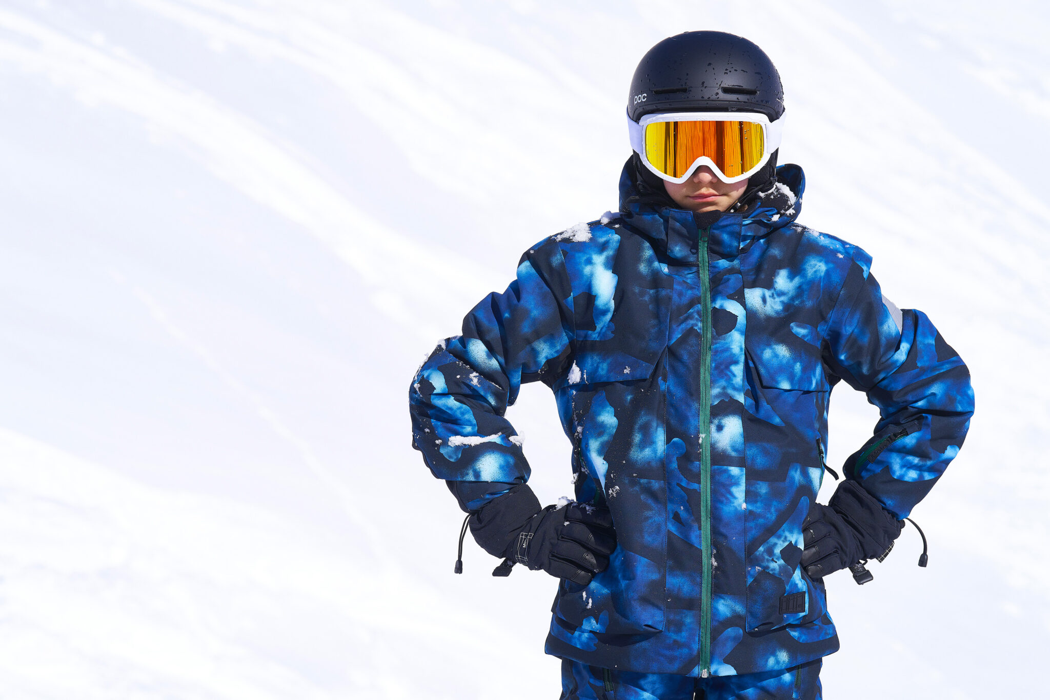 MOLO_AW23_918_aRGB_High