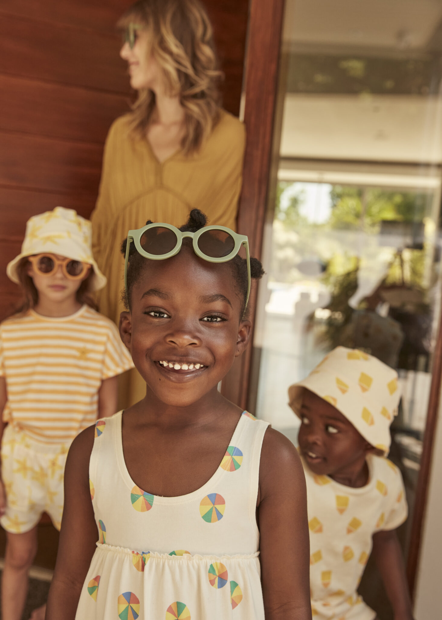 bonniemob-ss2423- CORAL- 3482-241_baby & kids sun dress_SHELL & SHORE terry shorts and shirt BONNIEMOB_SS24_2