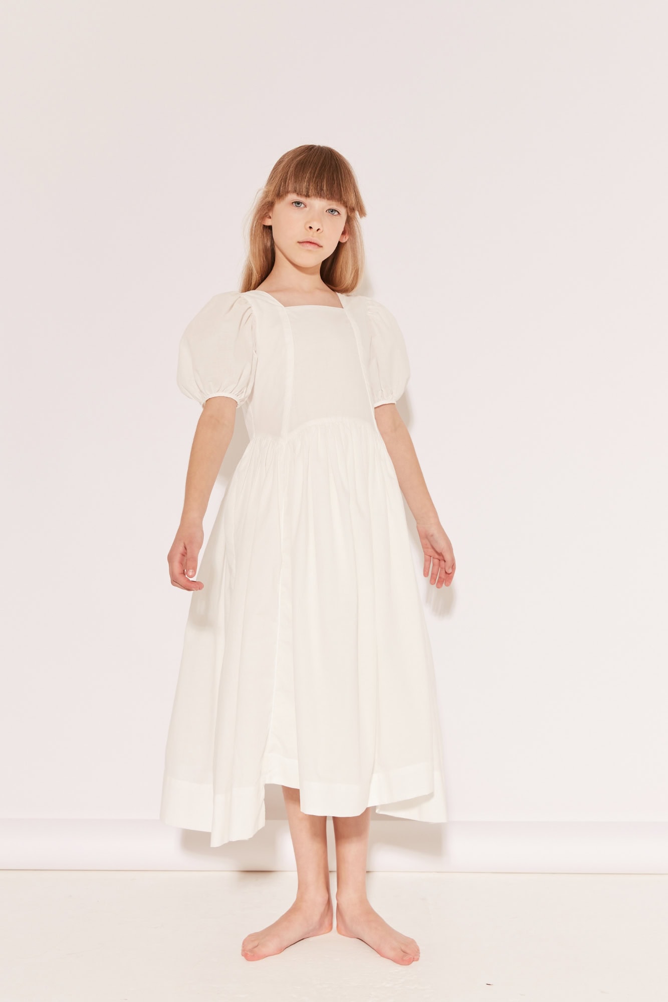 white balloon dress girl