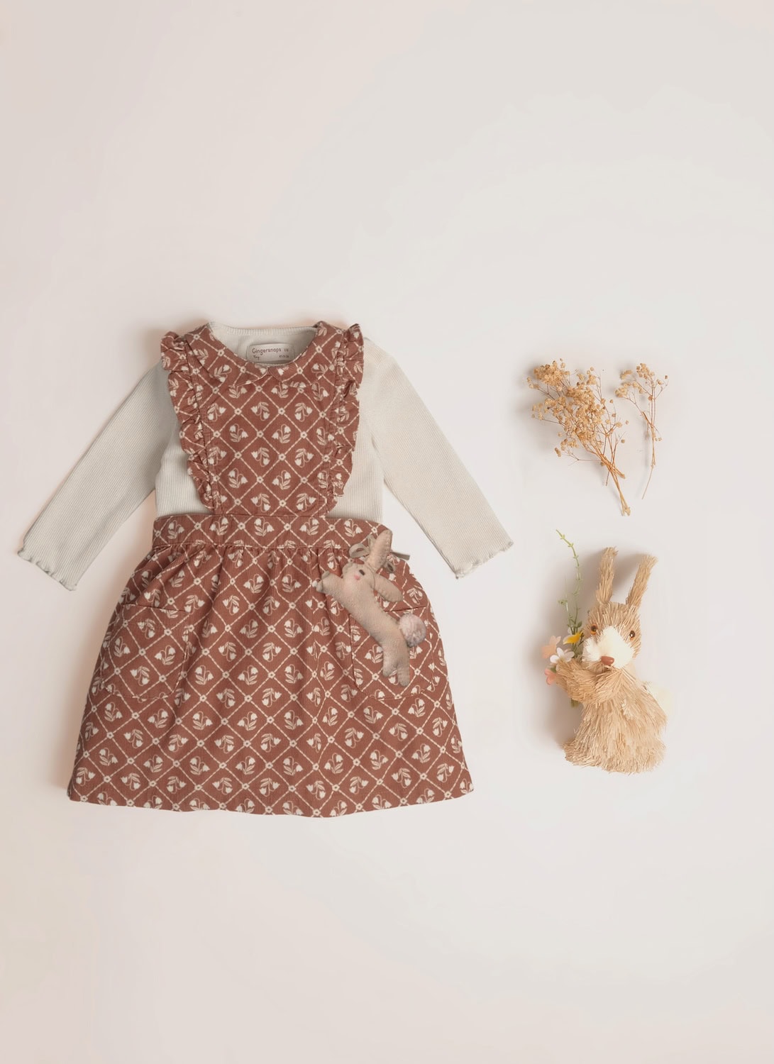 GINGERSNAPS_BabyGirl_lifestyle3